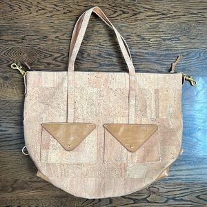 Queork Cork Shoulder Bag